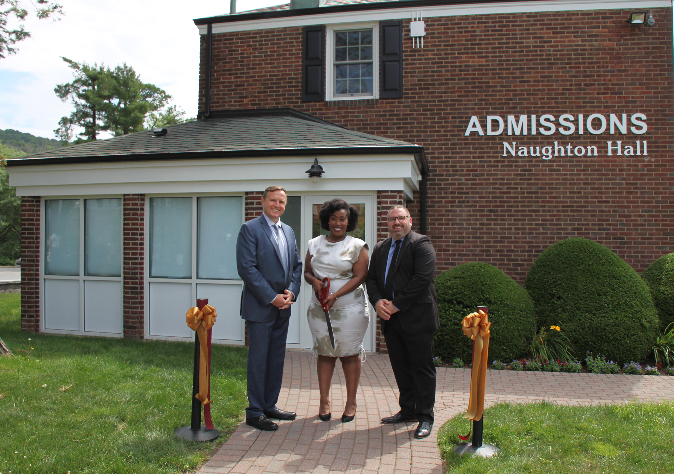 St. Thomas Aquinas College Officially Opens New Admissions Welcome Center