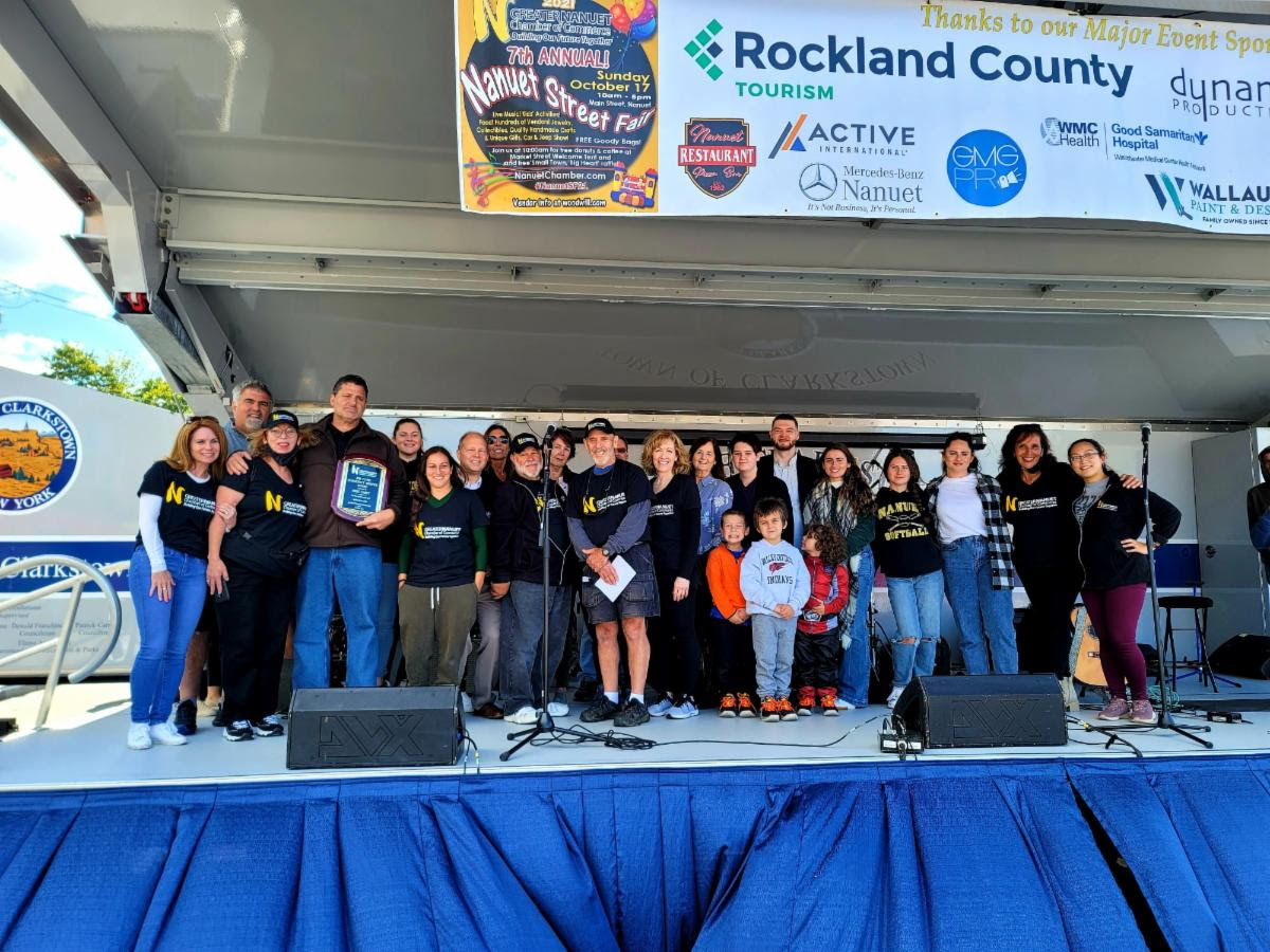 Nanuet Chamber presents Jim Flynn Community Service Award to Mike Carey