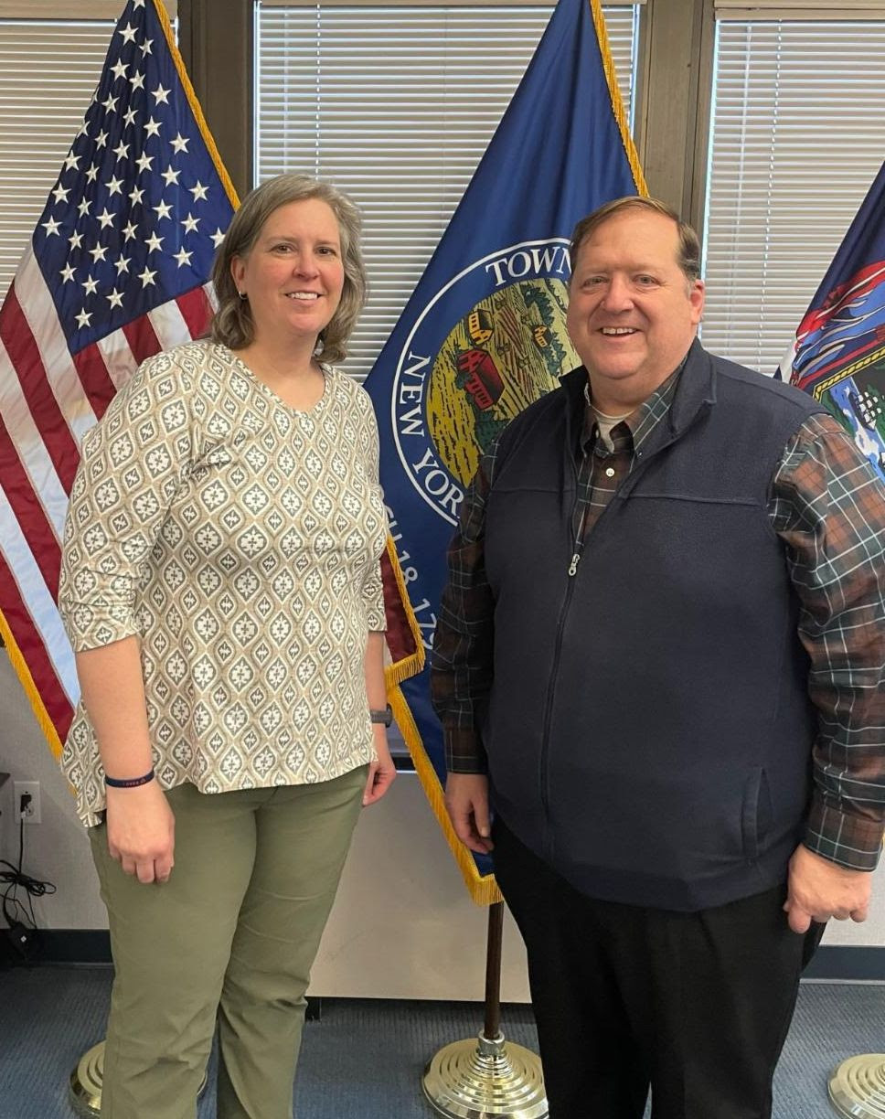 Supervisor Hoehmann Welcomes New Director to West Nyack Library