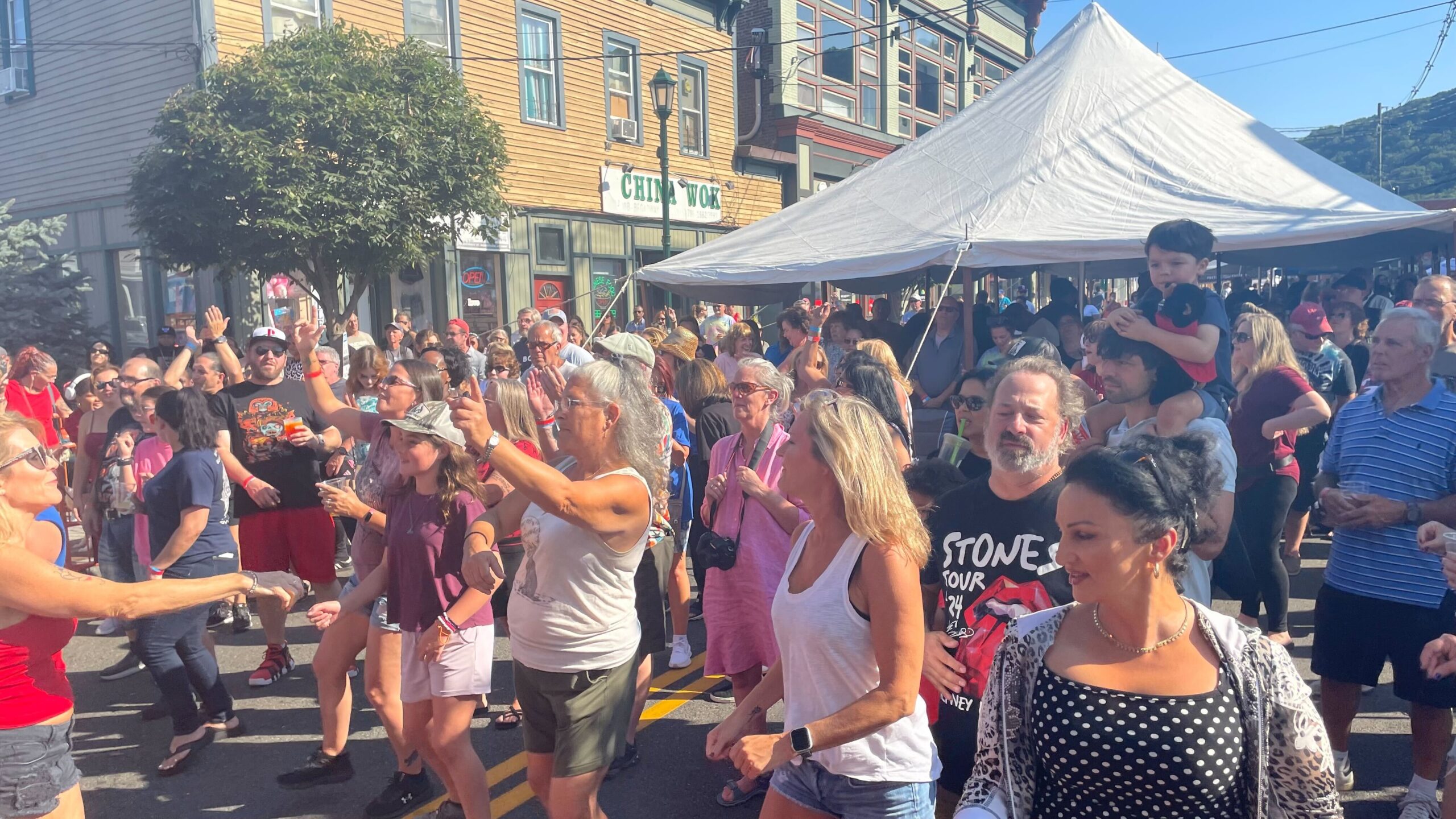Nearly 10k Attended Haverstraw Eats & Beats Festival, featuring Amish Outlaws