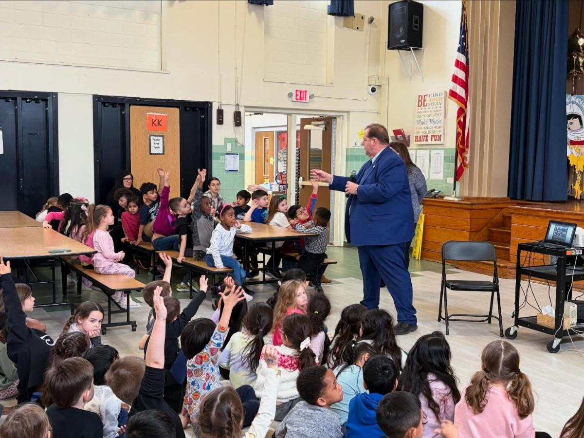 Community Reader Day at George W. Miller Elementary