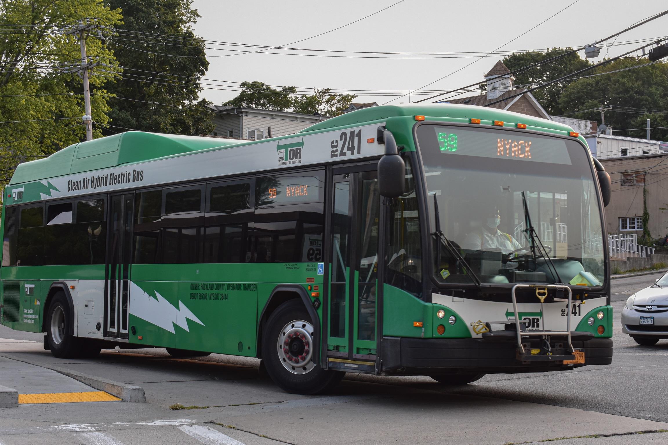 TOR 59 Bus Returns to Pascack Road Bridge