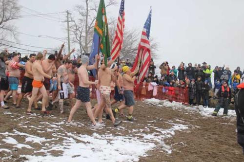 Stony Point Seals Polar Plunge 6